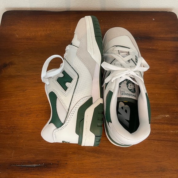 New Balance 550 ‘ White Green’ - Picture 2 of 4